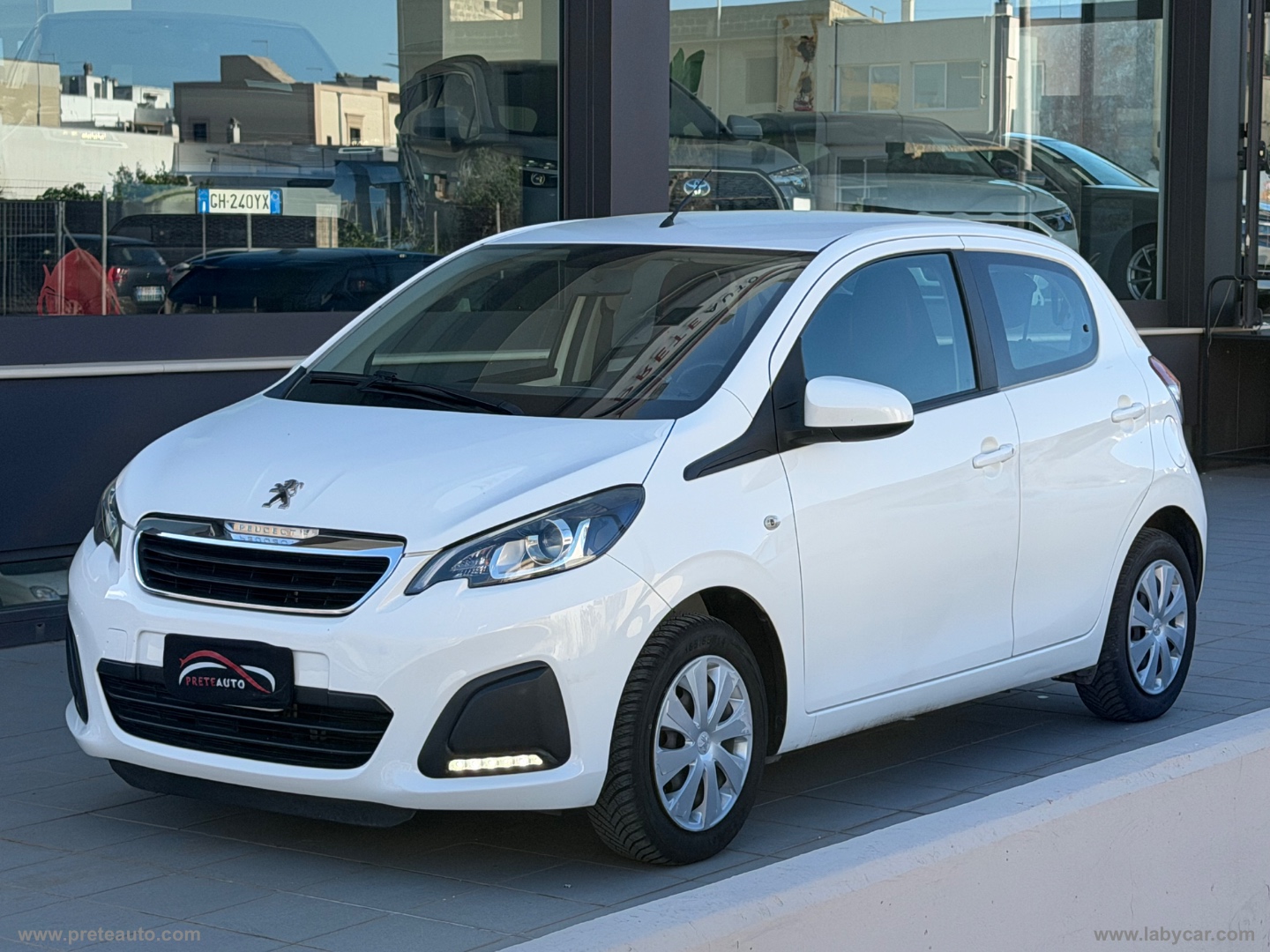 PEUGEOT