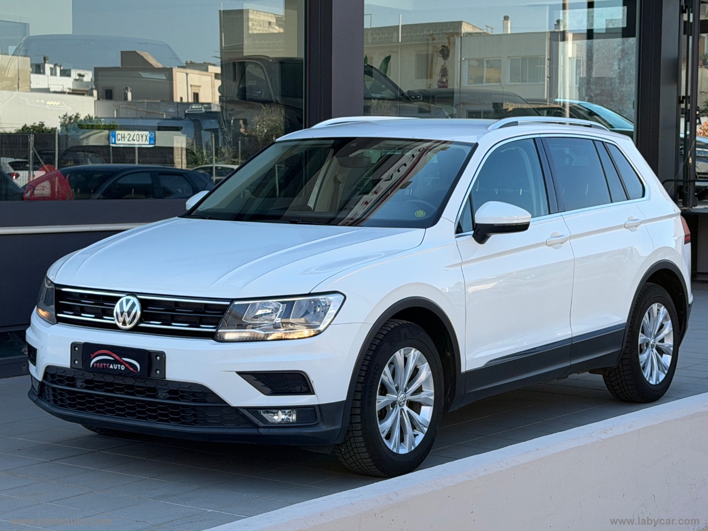 VOLKSWAGEN
