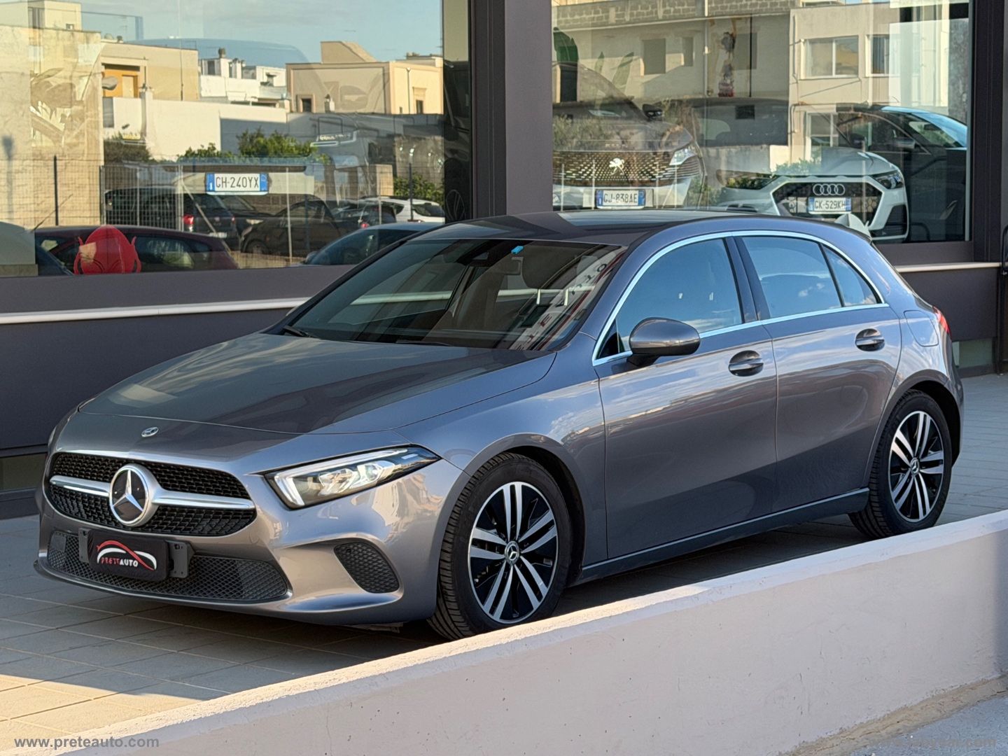 MERCEDES-BENZ