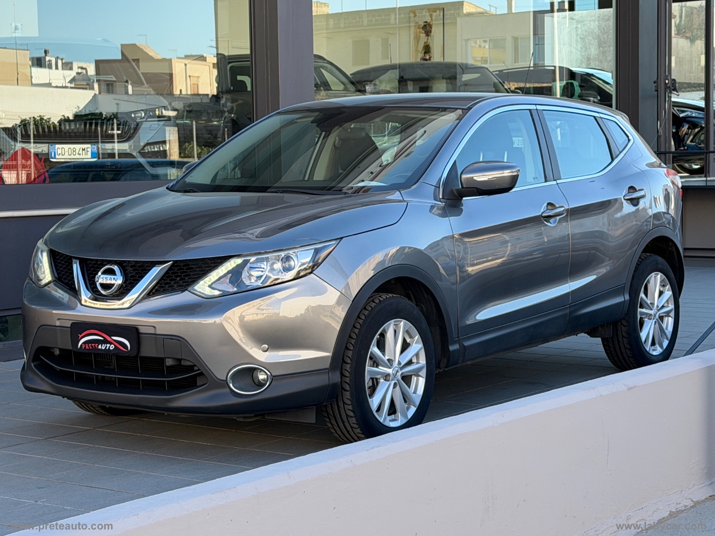 NISSAN