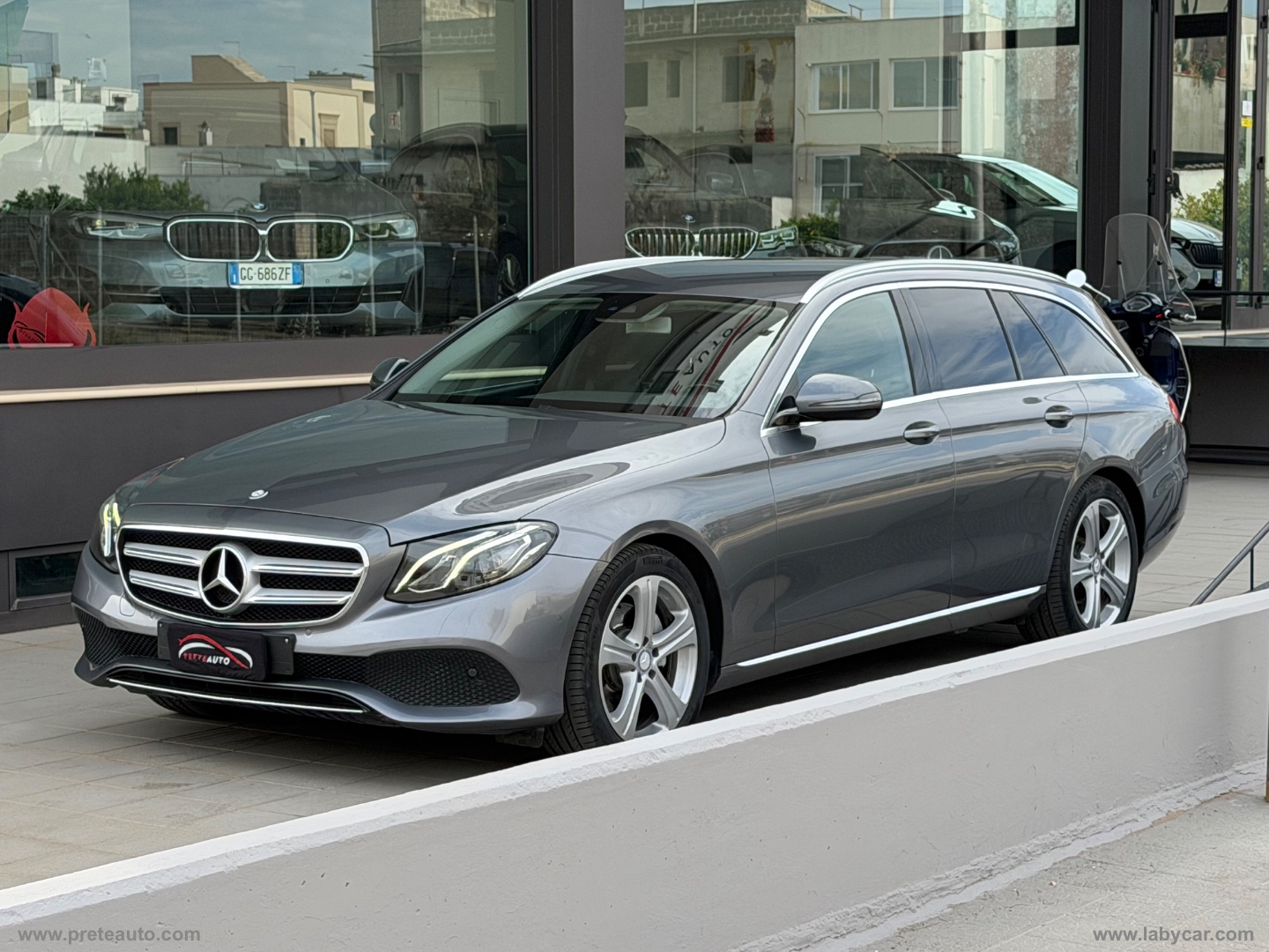 MERCEDES-BENZ