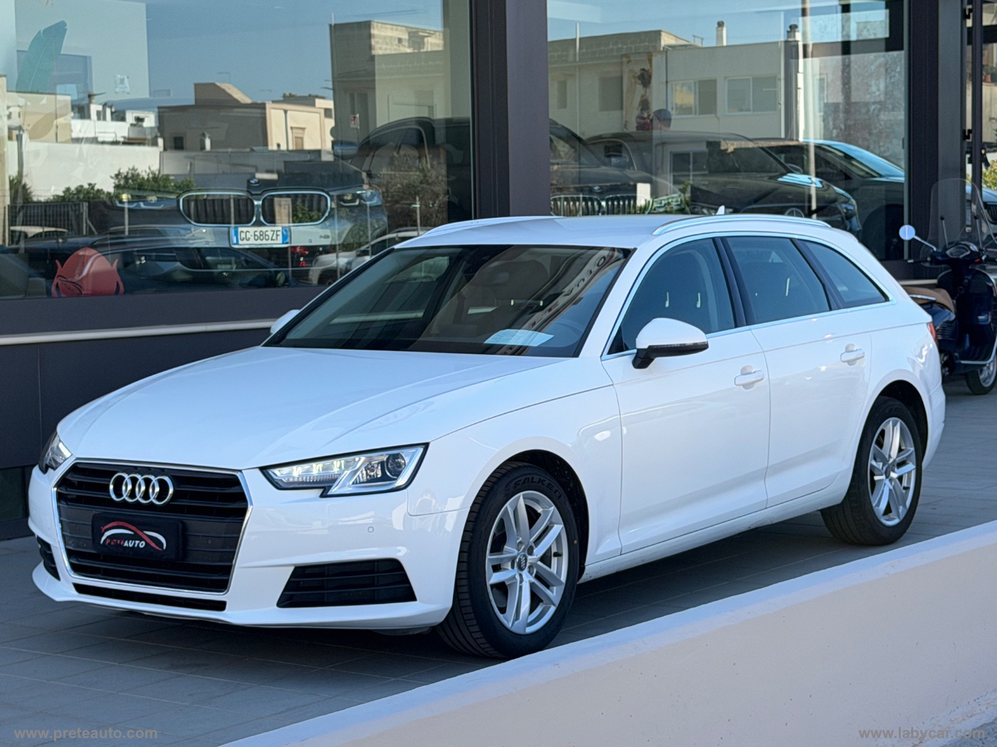 AUDI