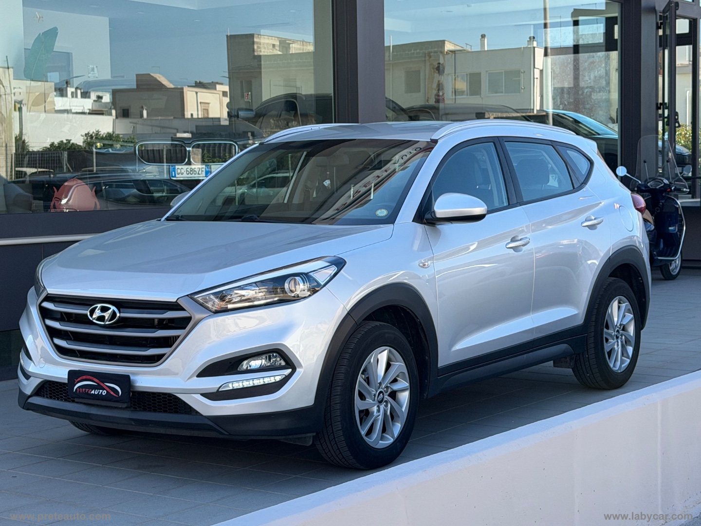 HYUNDAI Tucson