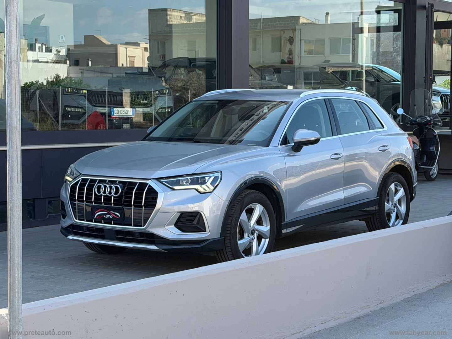 AUDI Q3 35 TDI S tronic Business Advanced                                                        