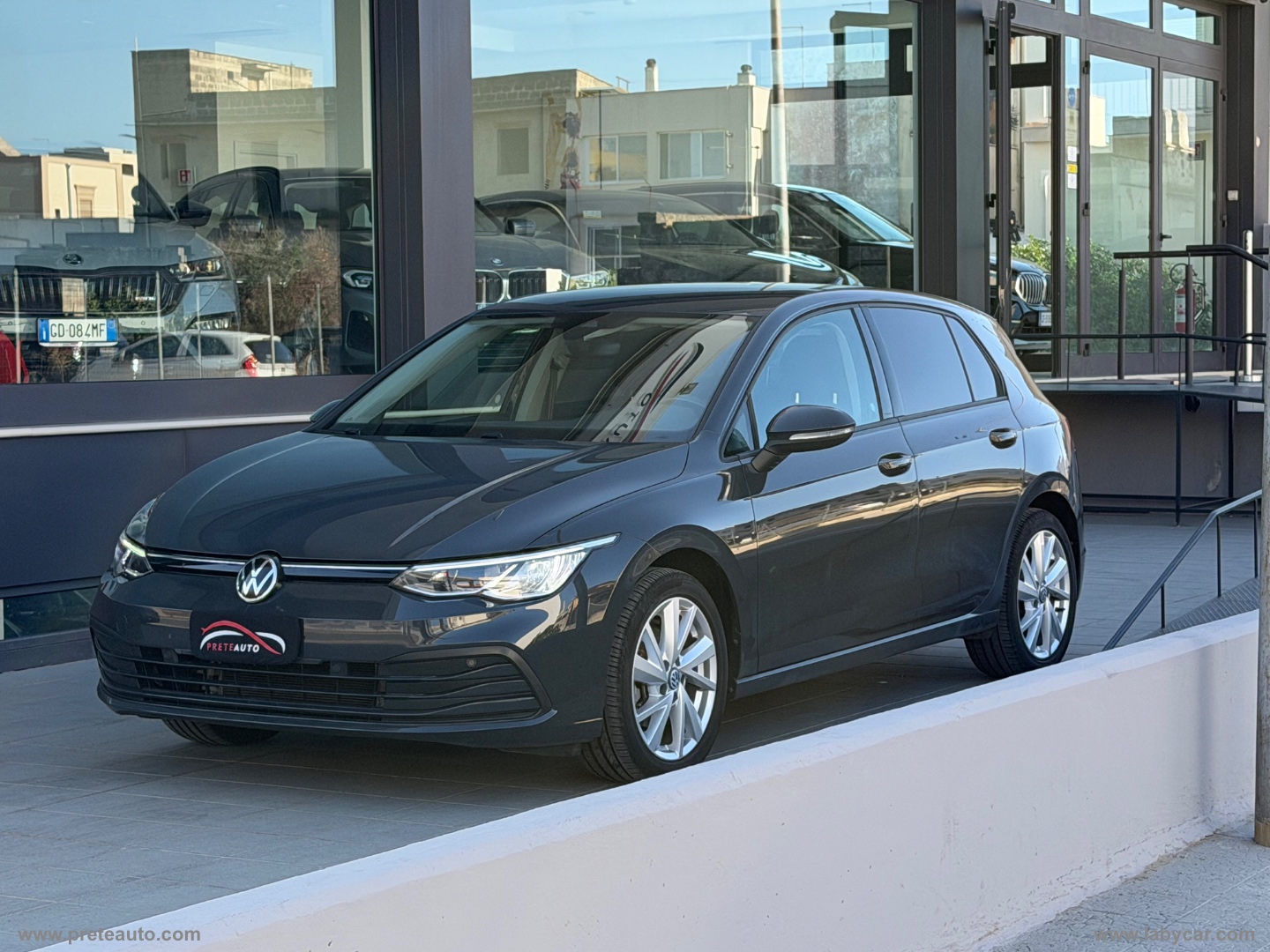 VOLKSWAGEN