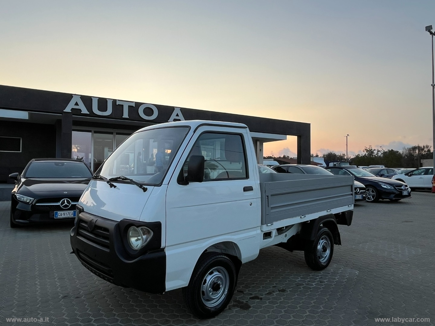 PIAGGIO QUARGO CASSONE FISSO                                                        