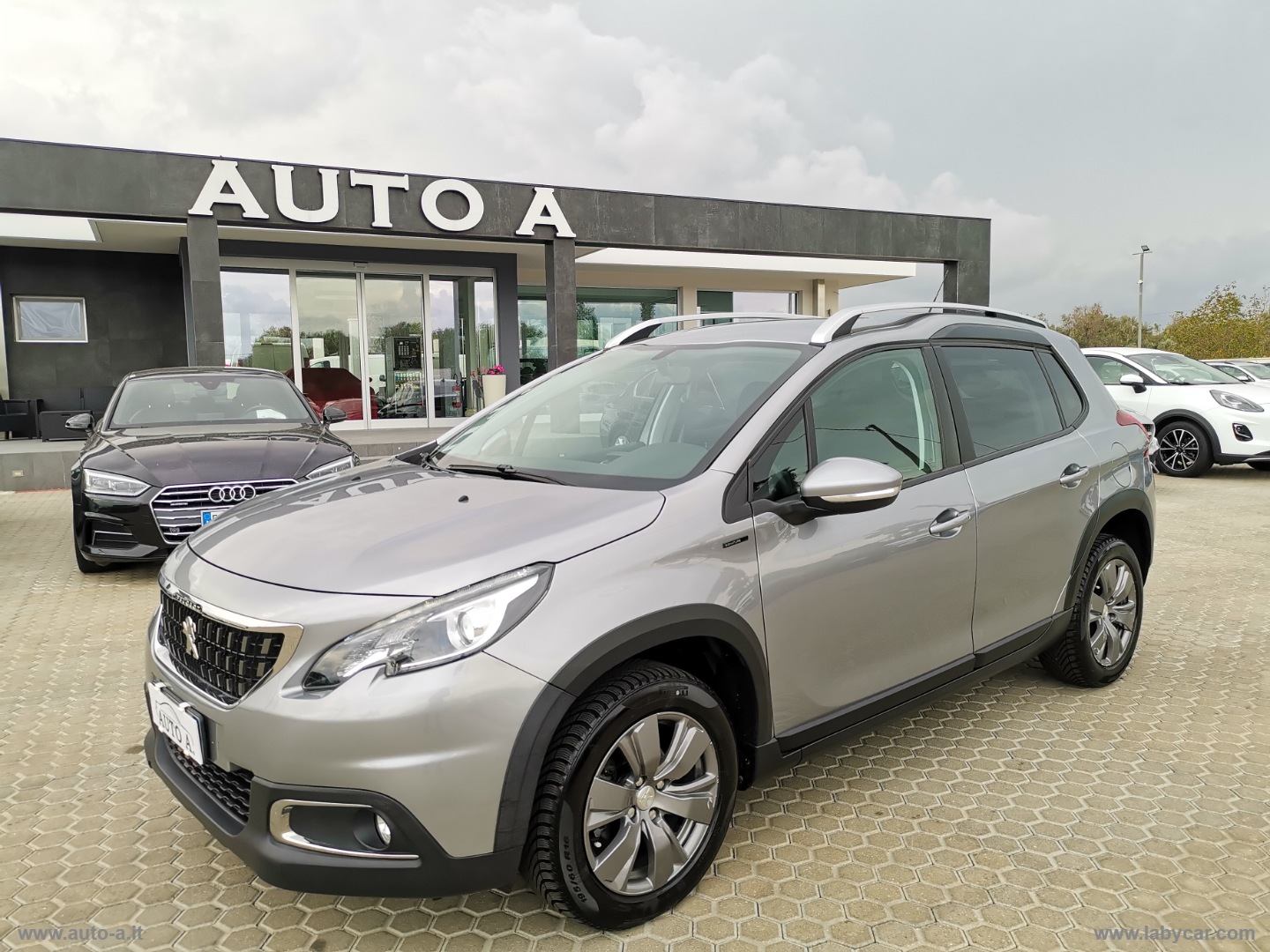 PEUGEOT 2008