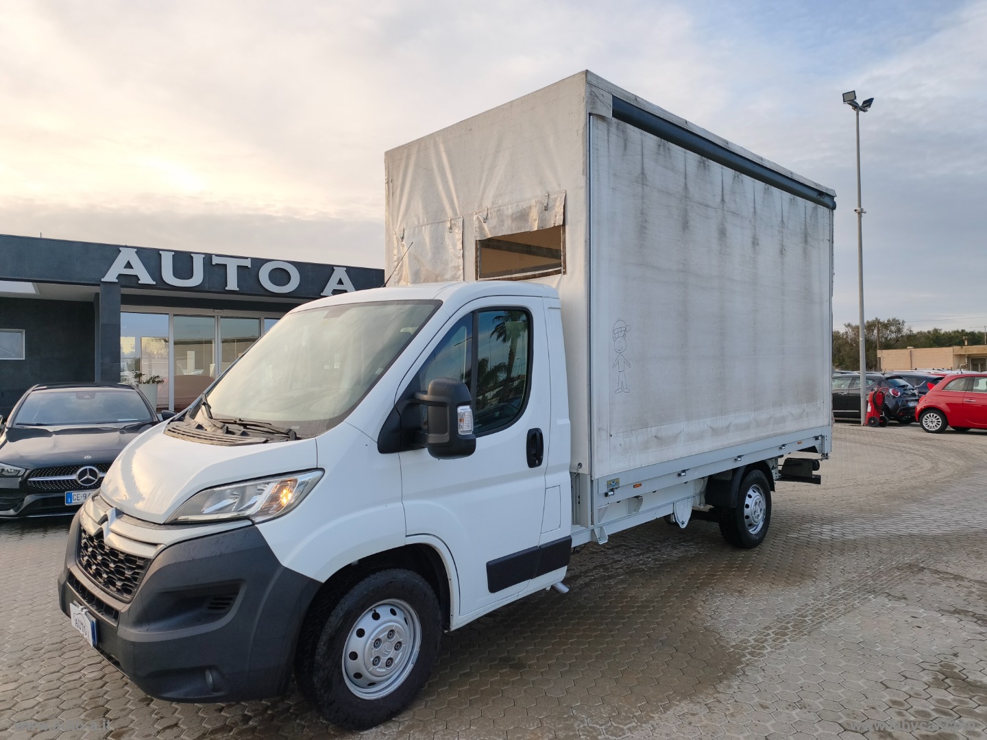 CITROEN Jumper JUMPER 2.2 BLUEHDI 140 CV CENTINA CON SPONDA IDRAULICA 1