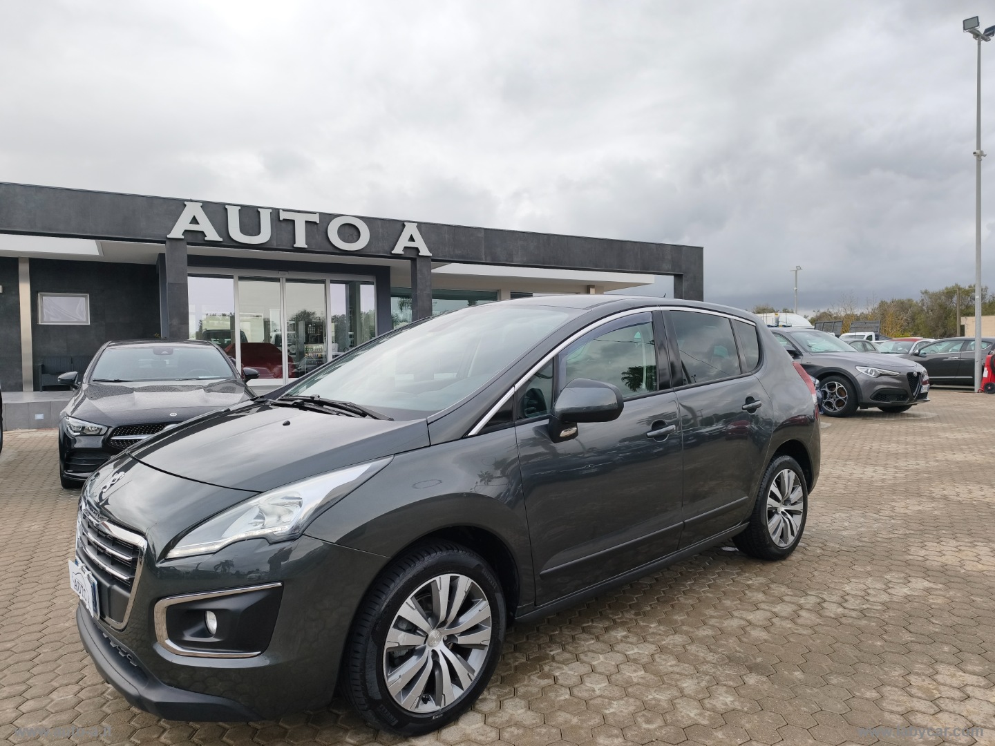 PEUGEOT&nbsp;3008