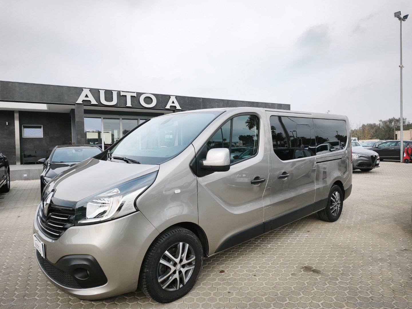 RENAULT&nbsp;Trafic