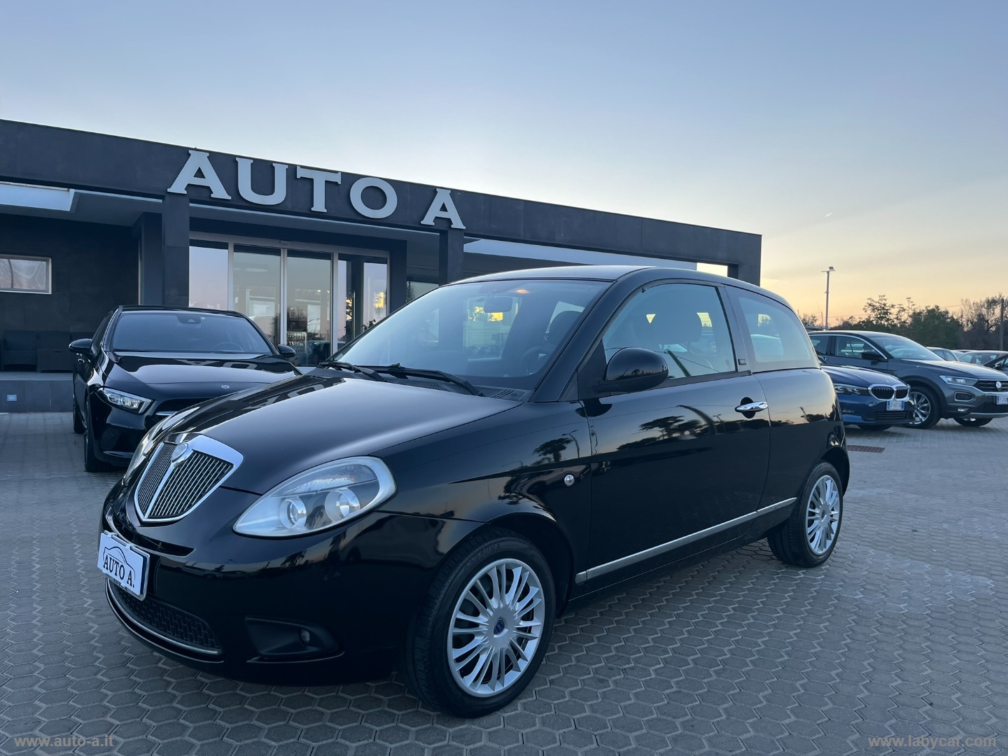 LANCIA Ypsilon