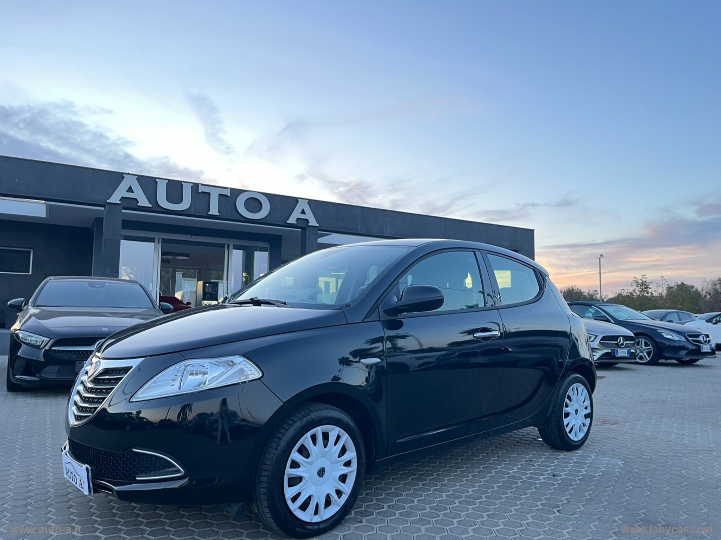 Ypsilon 1.2 69 CV 5p. S&S Silver