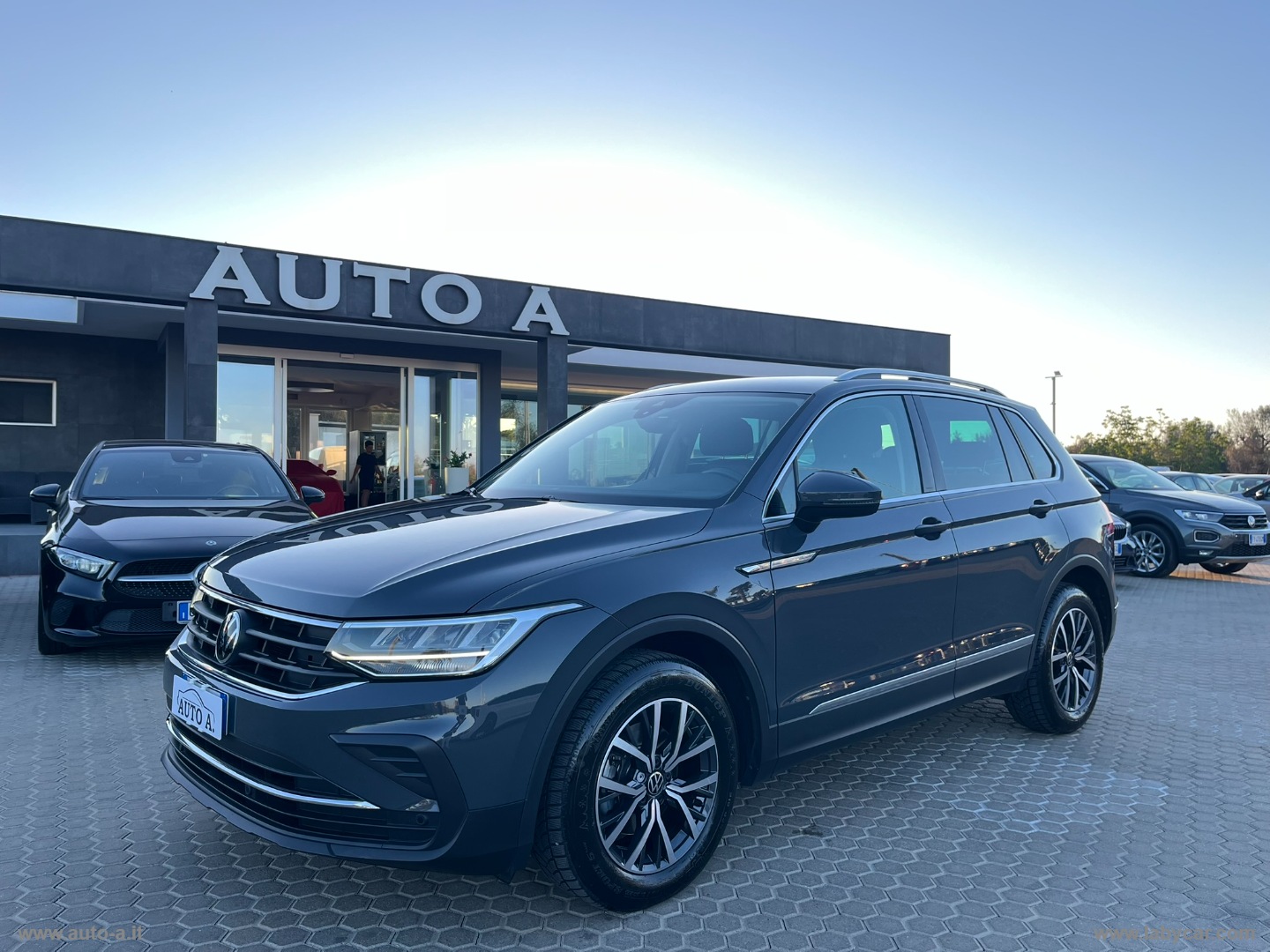 VOLKSWAGEN&nbsp;Tiguan