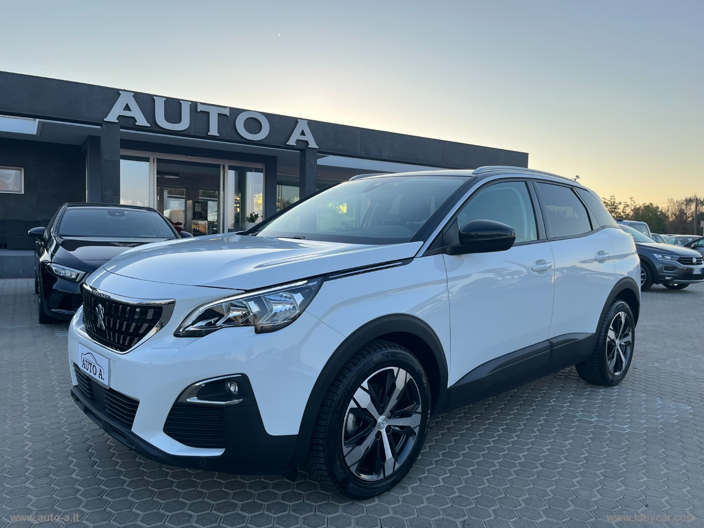 PEUGEOT&nbsp;3008
