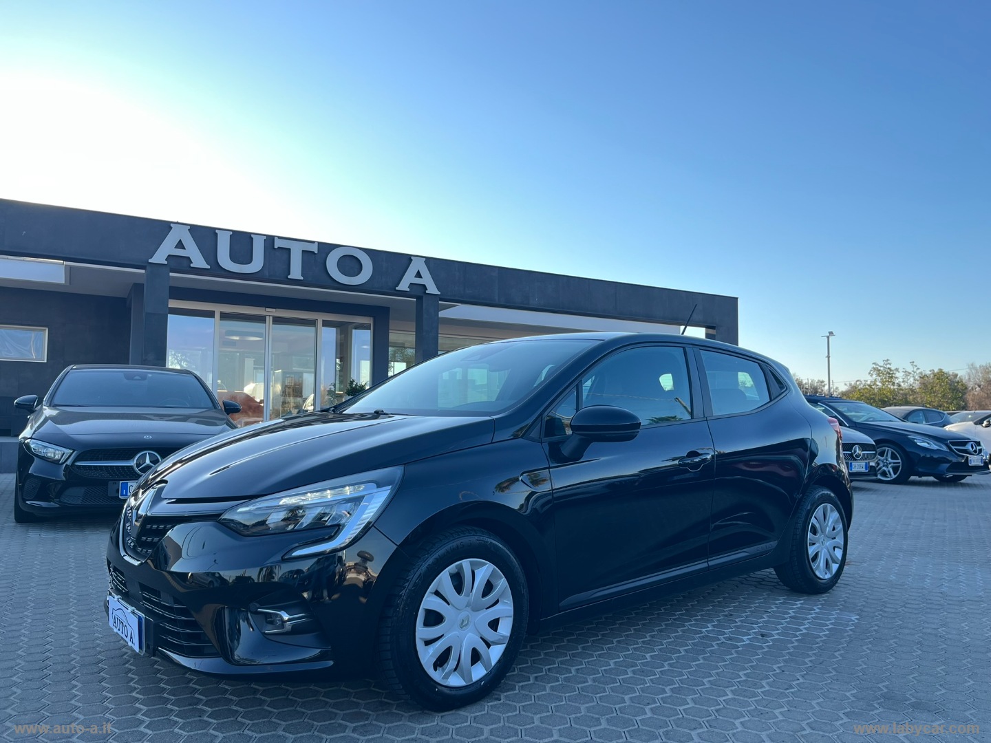 RENAULT Clio