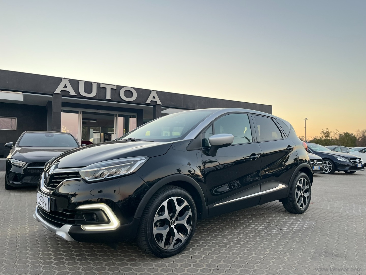 RENAULT Captur