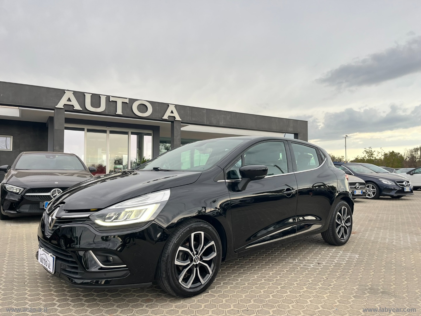RENAULT Clio