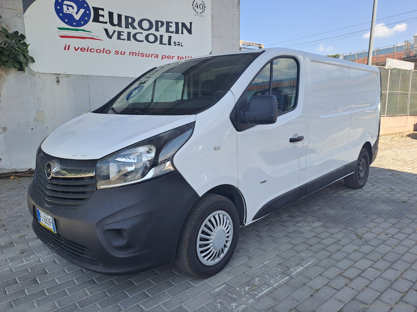 OPEL Vivaro