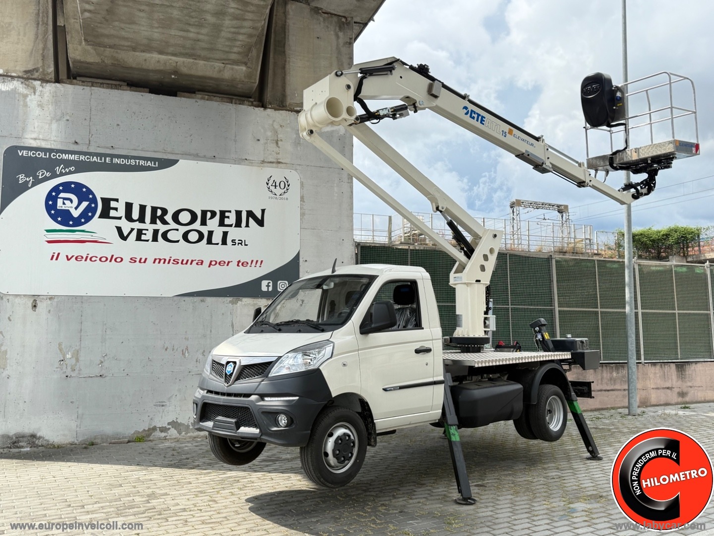 PIAGGIO Altri Modelli PORTER PIATTAFORMA AEREA CESTELLO 15 MT NUOVO