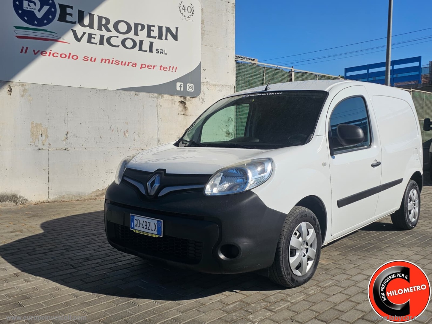 RENAULT 