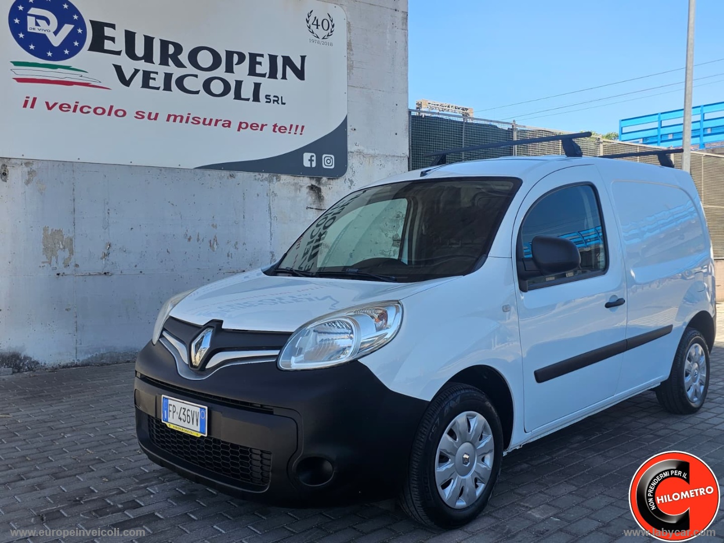 RENAULT 