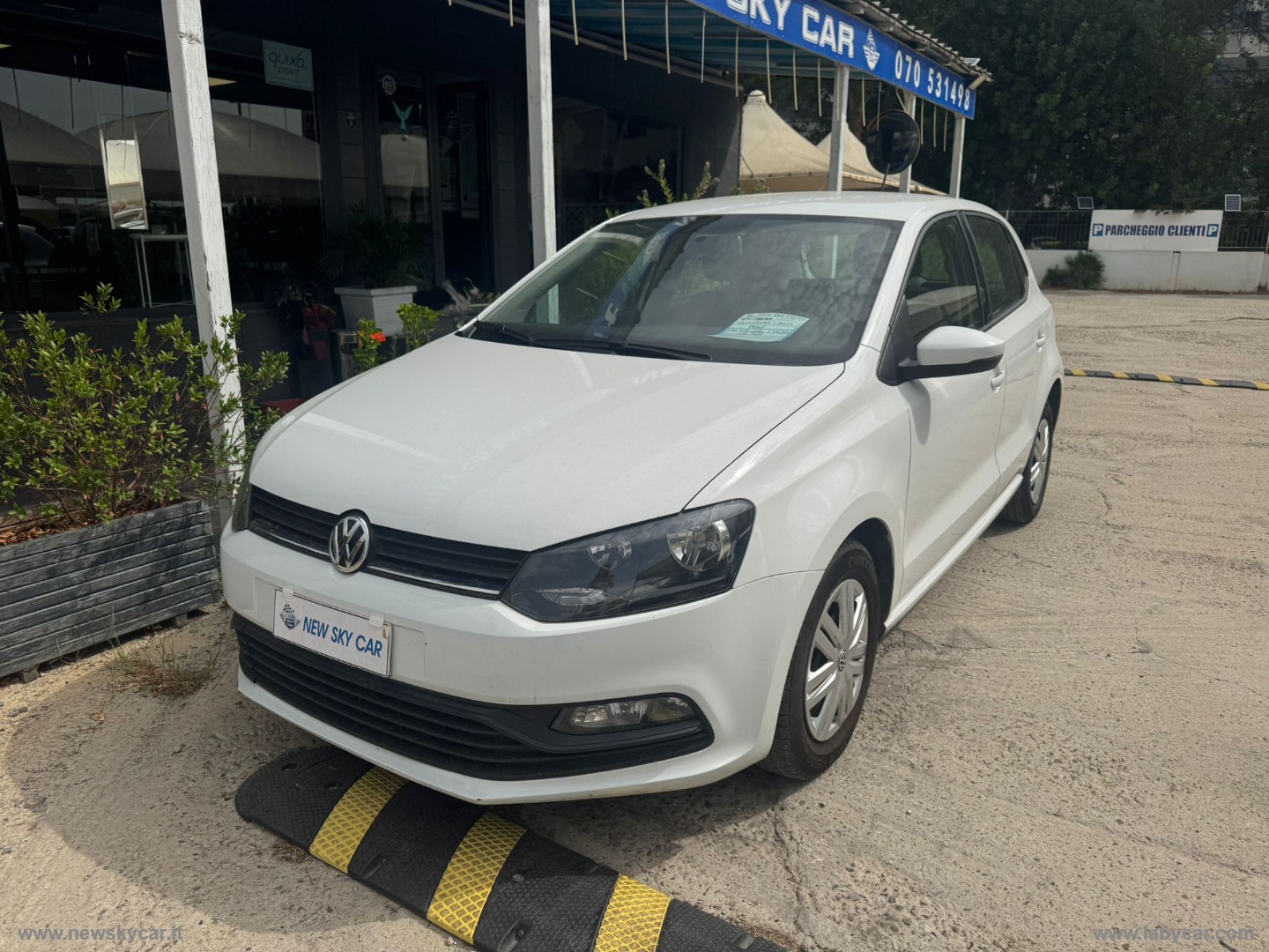 VOLKSWAGEN Polo