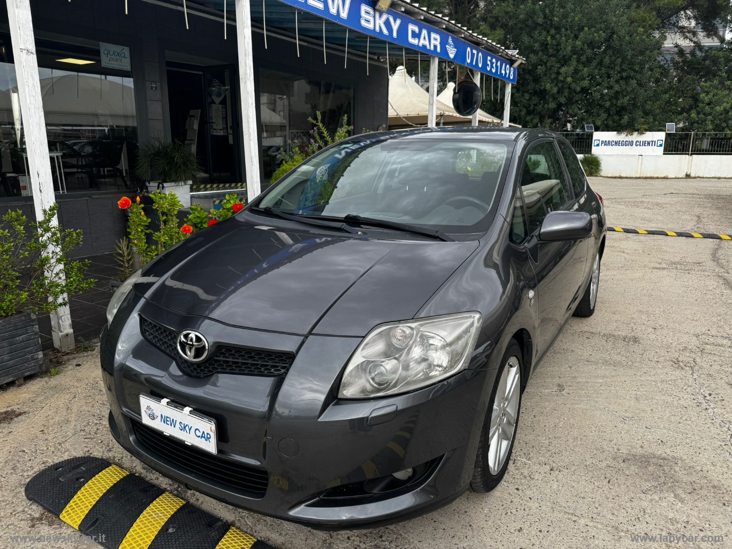 TOYOTA Auris