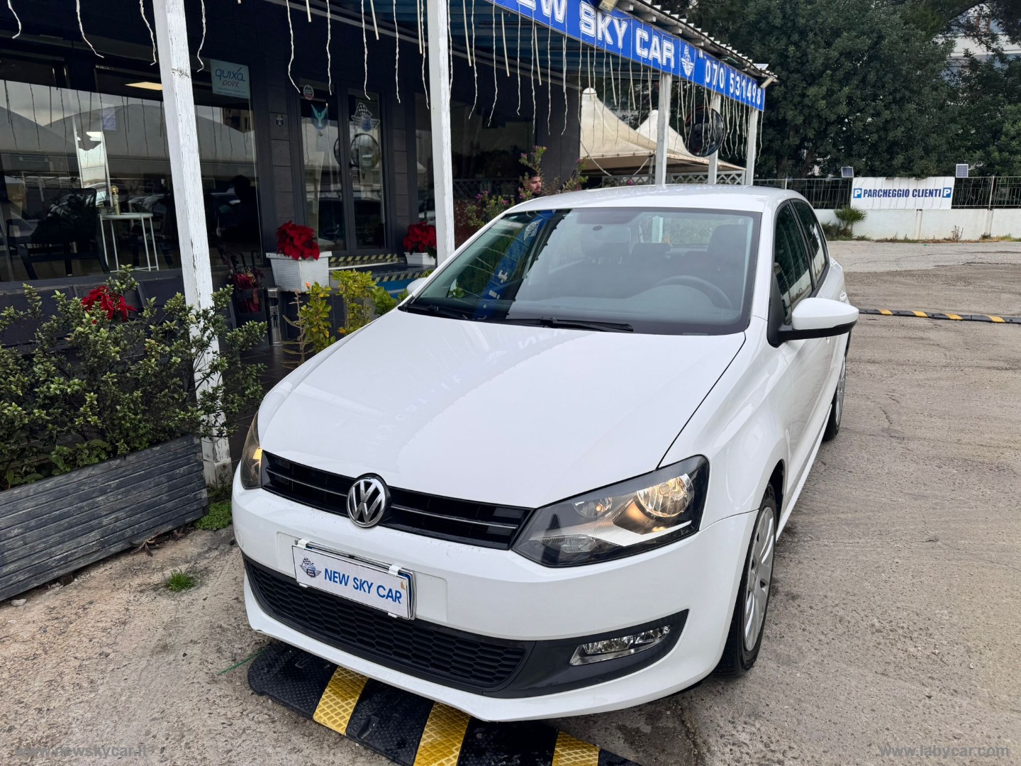 VOLKSWAGEN Polo