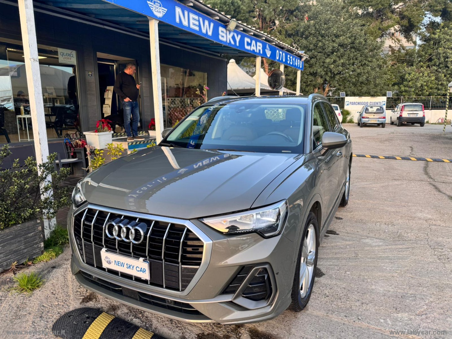 AUDI Q3