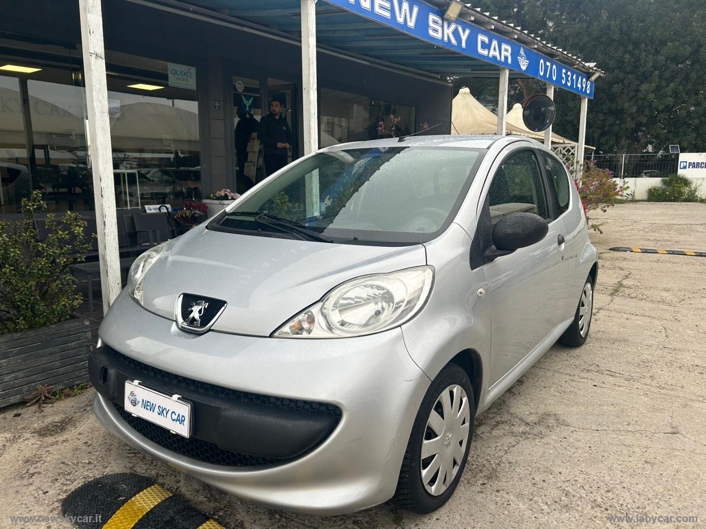 PEUGEOT 107