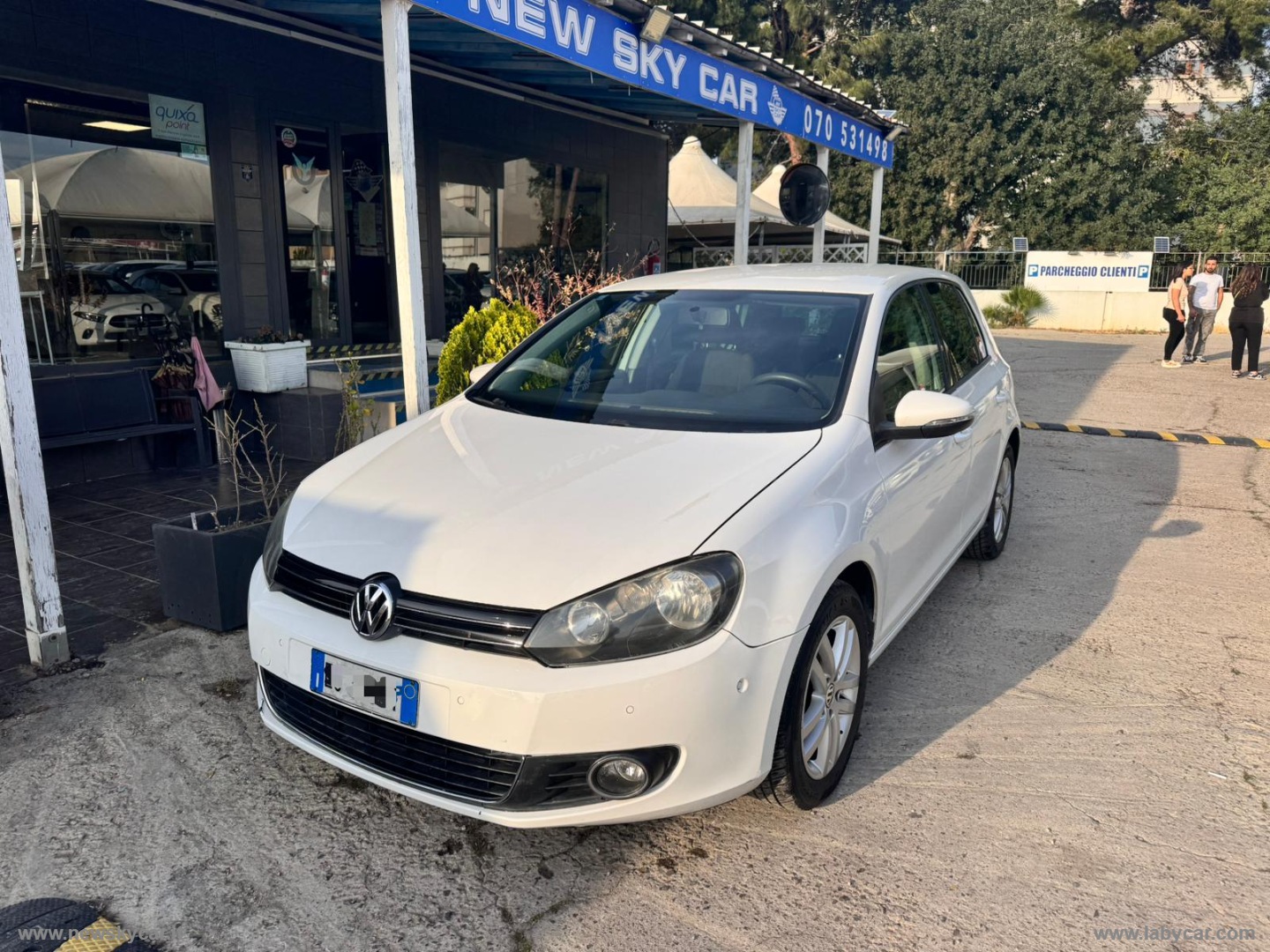 VOLKSWAGEN Golf