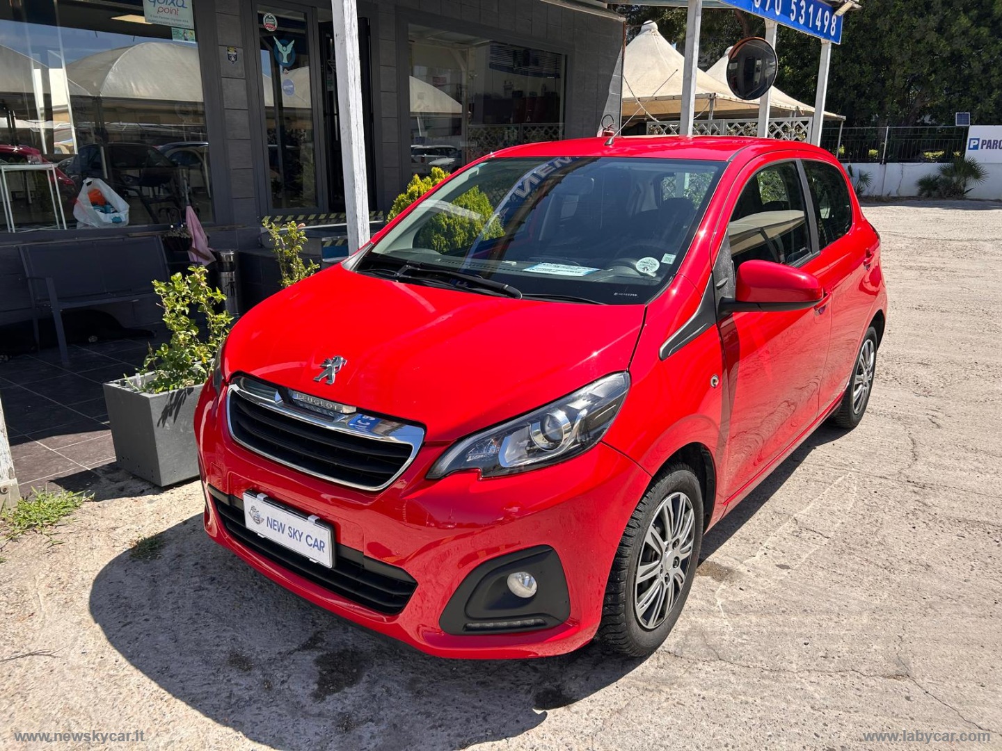 PEUGEOT 108
