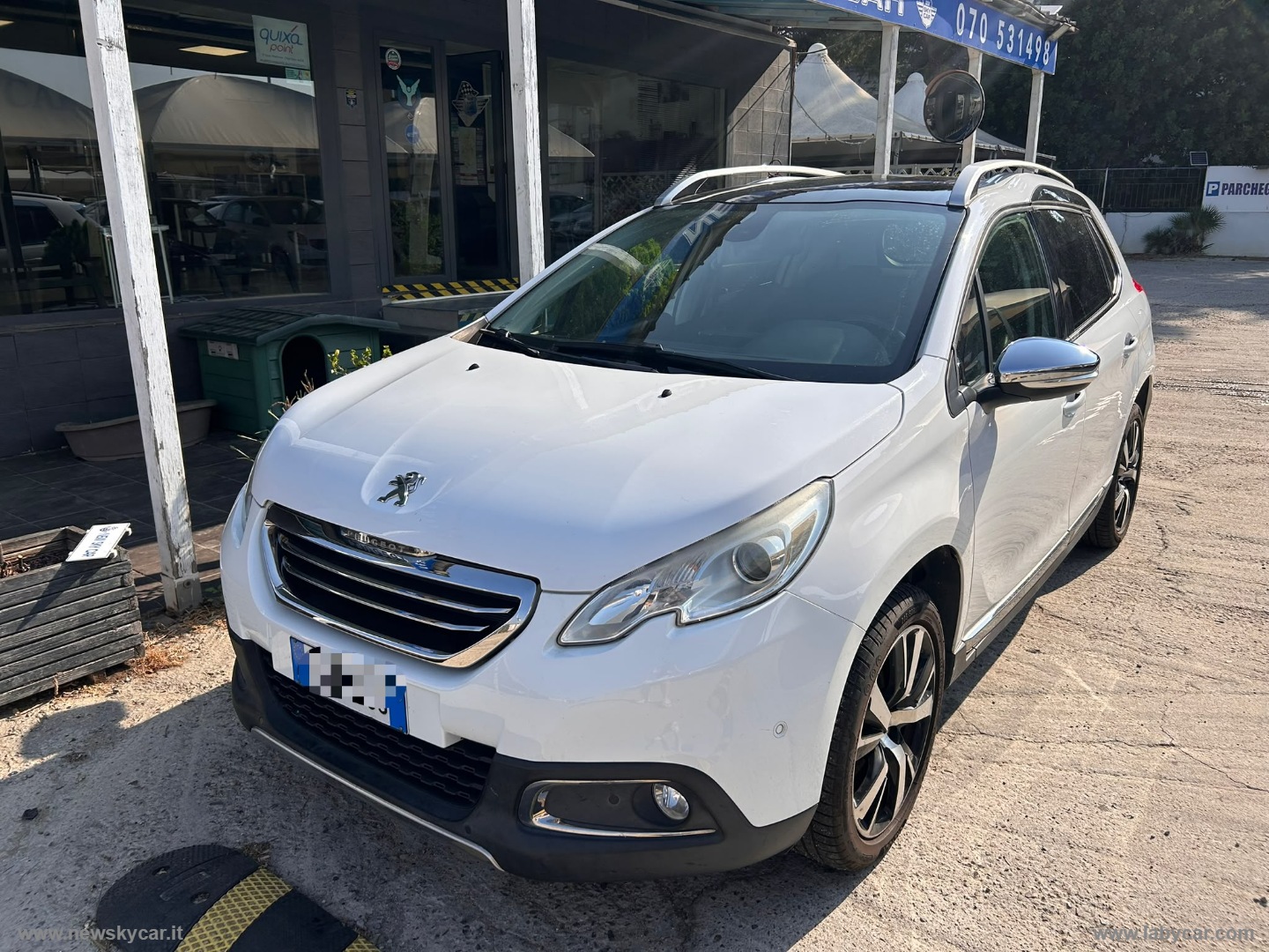 PEUGEOT 2008