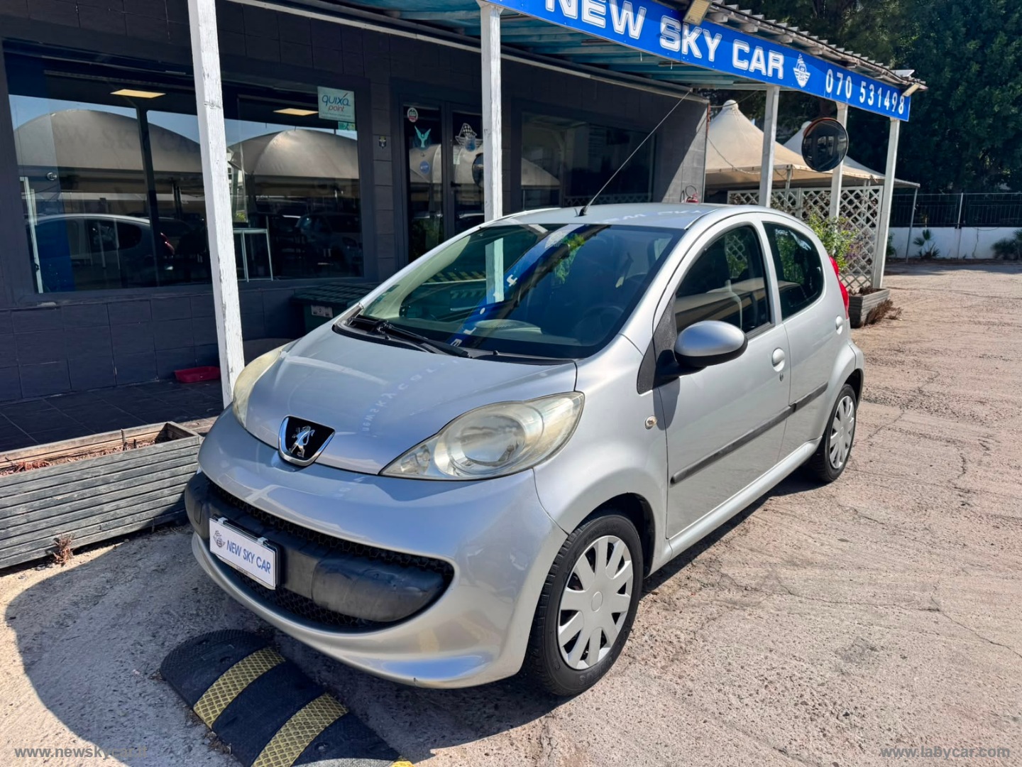 PEUGEOT 107