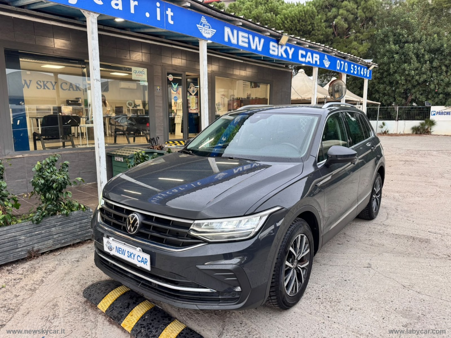 VOLKSWAGEN Tiguan 2.0 TDI 150CV SCR DSG Elegance                                                        