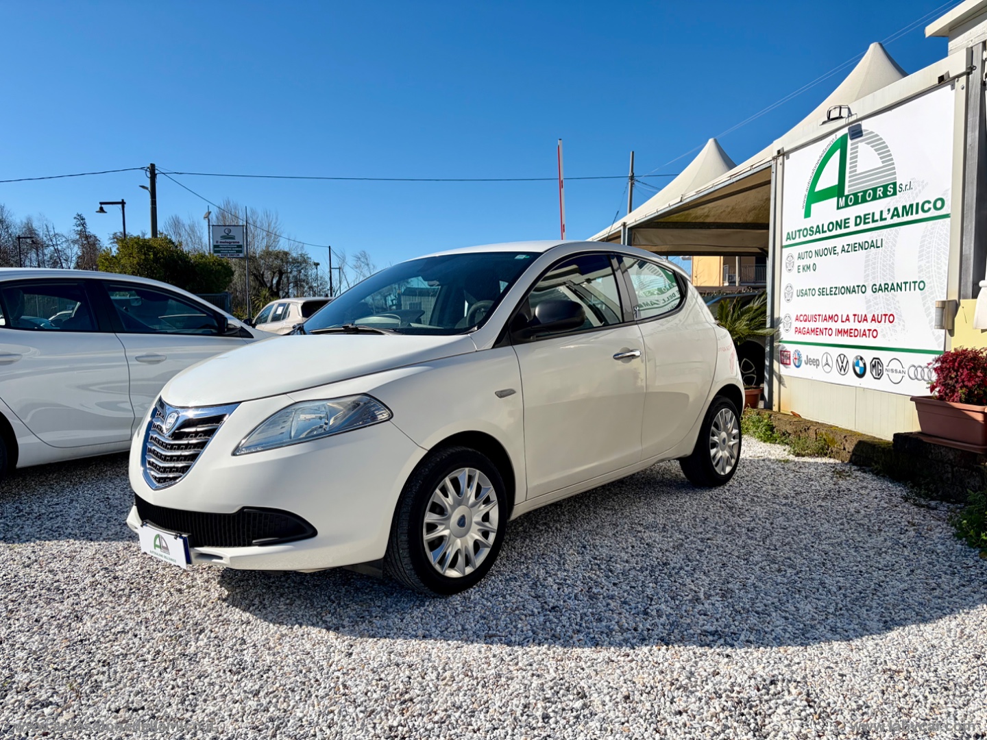 LANCIA Ypsilon