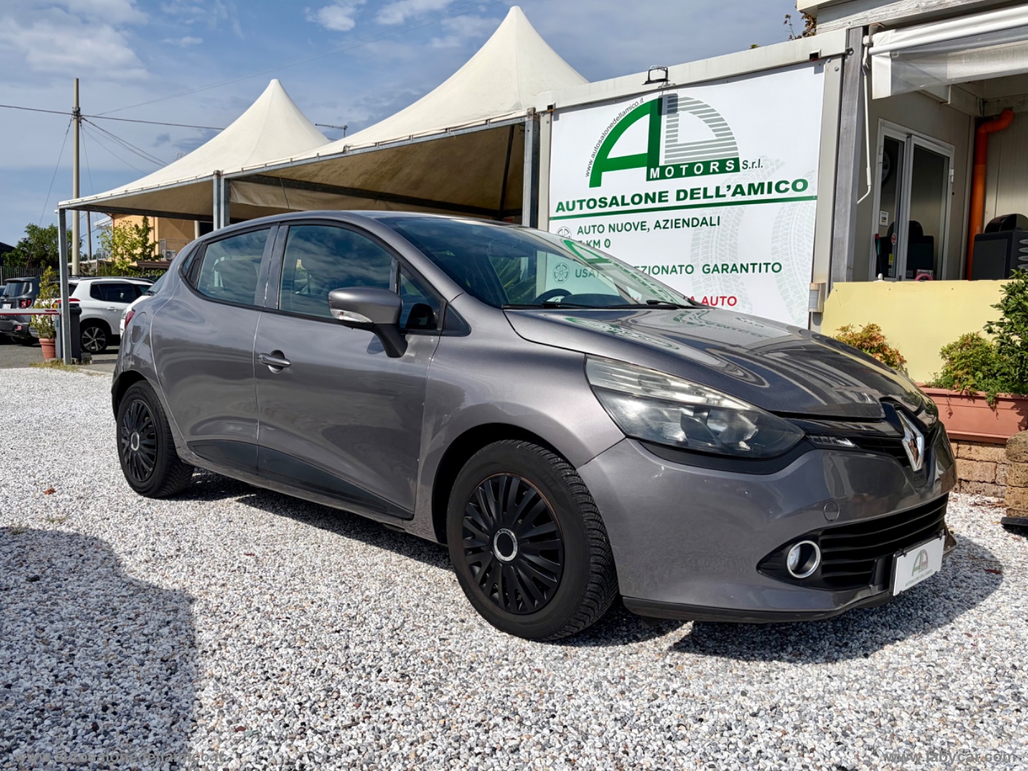 RENAULT Clio
