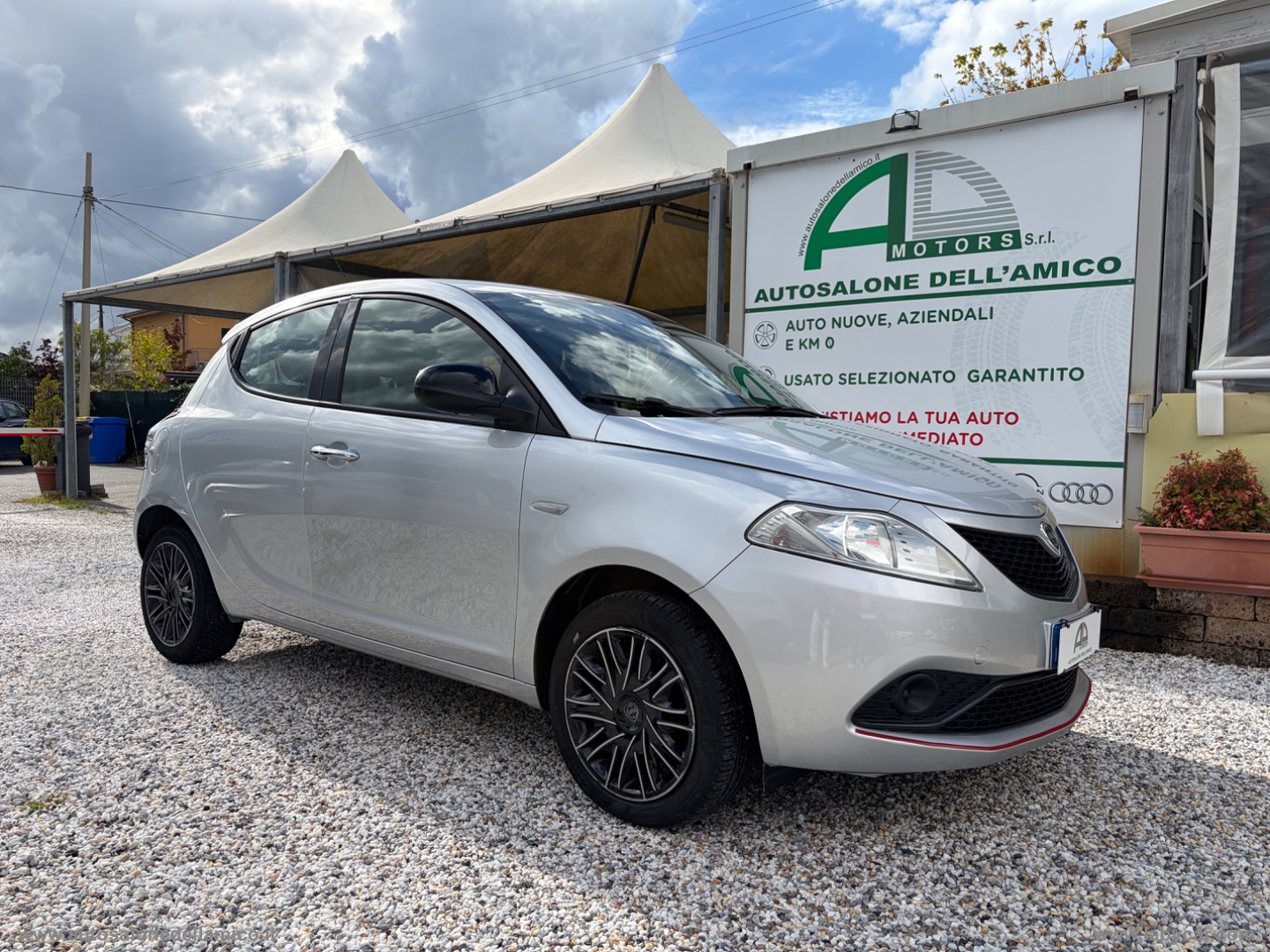 Ypsilon 1.2 69 CV 5p. S&S Gold