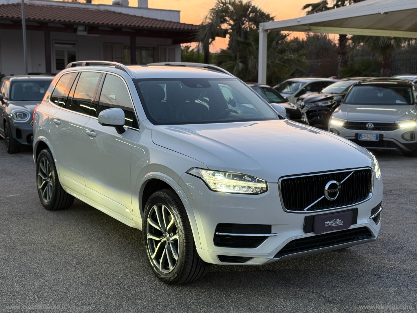 VOLVO XC90