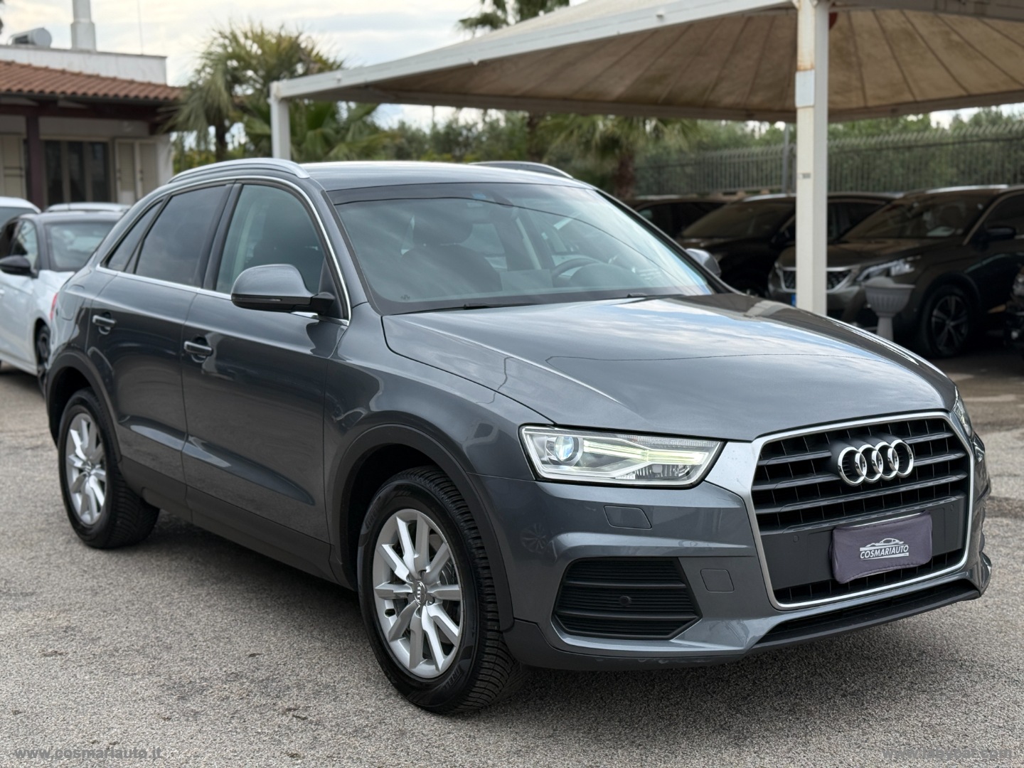 Q3 2.0 TDI 120CV Business                                                        