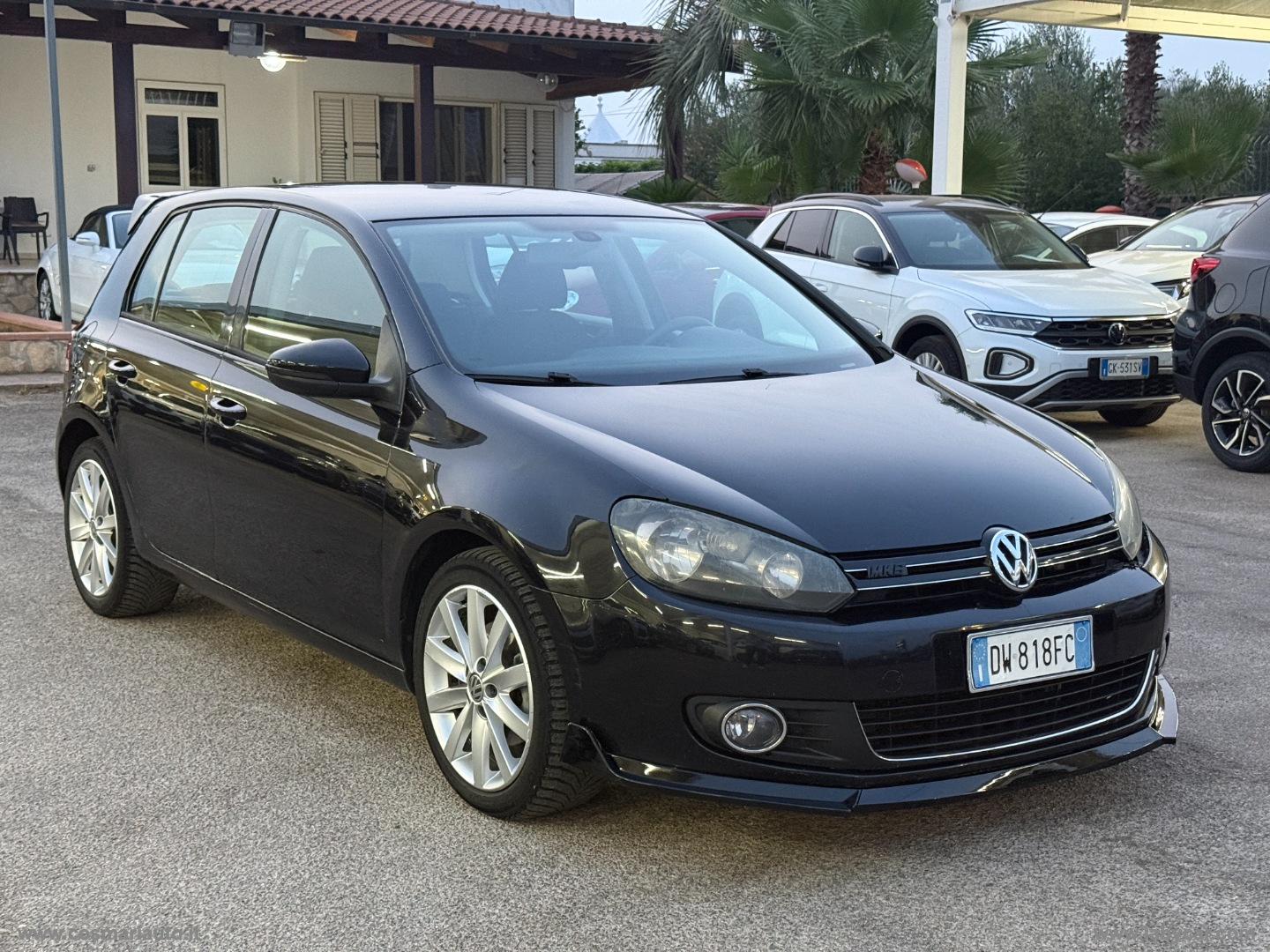 VOLKSWAGEN Golf
