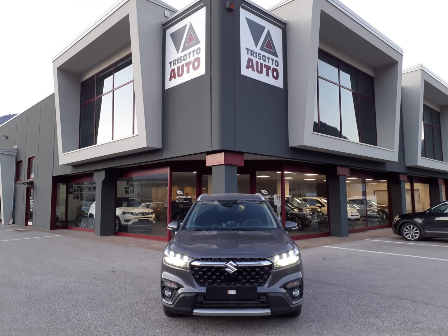 SUZUKI S-Cross