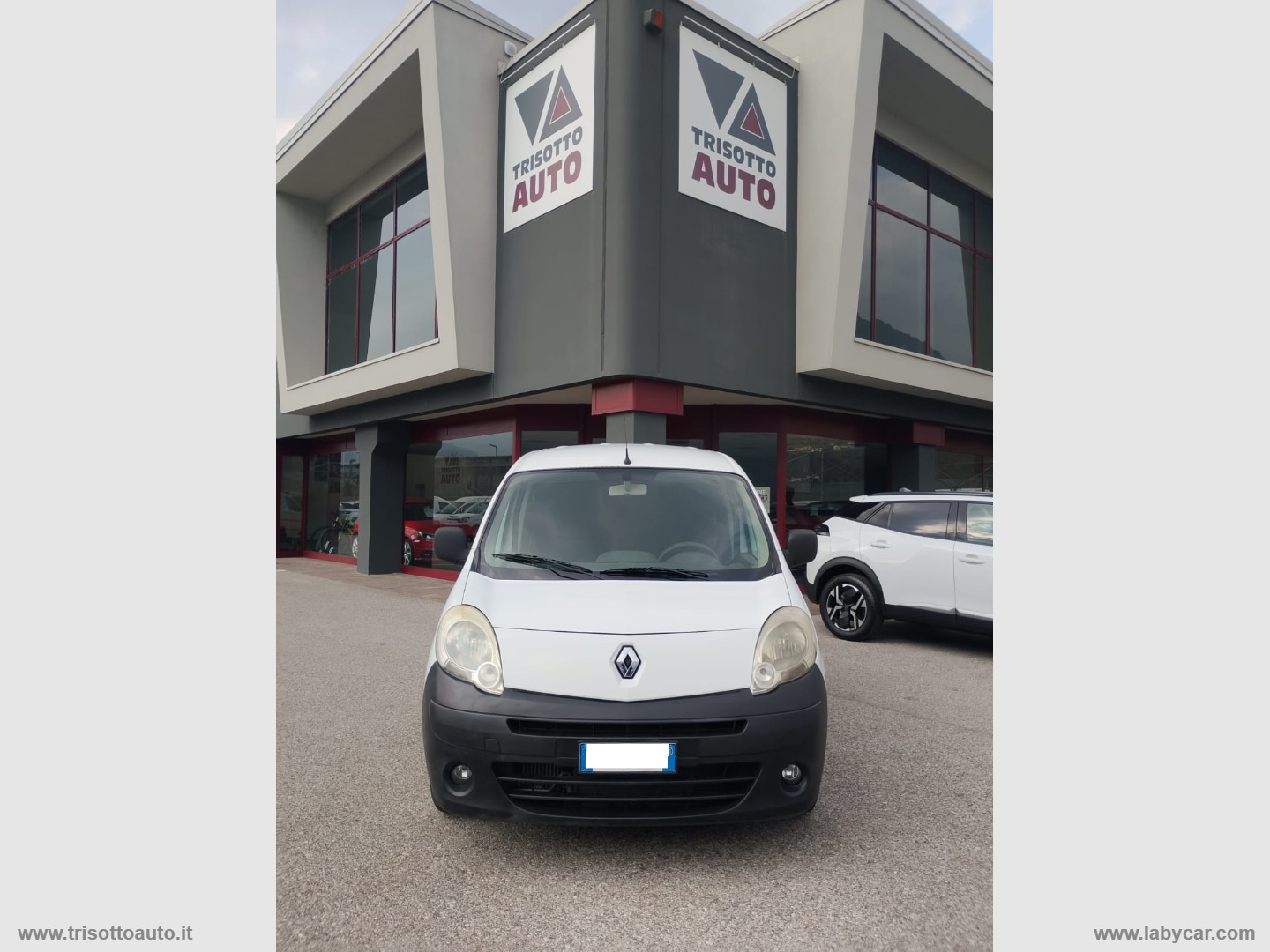 RENAULT 