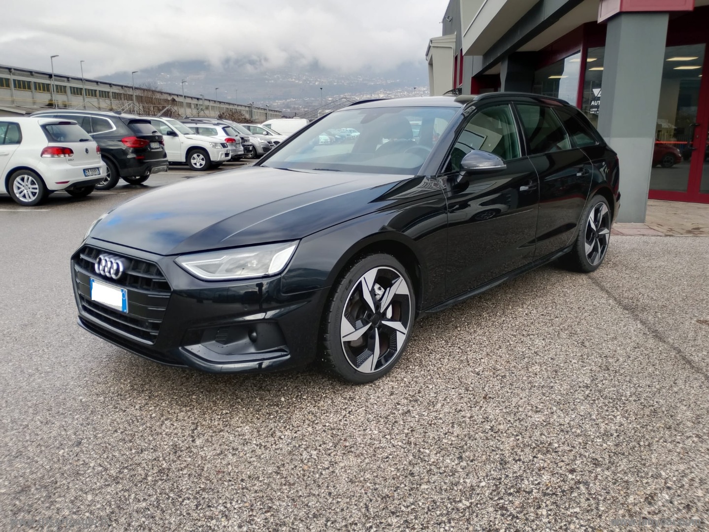 AUDI A4