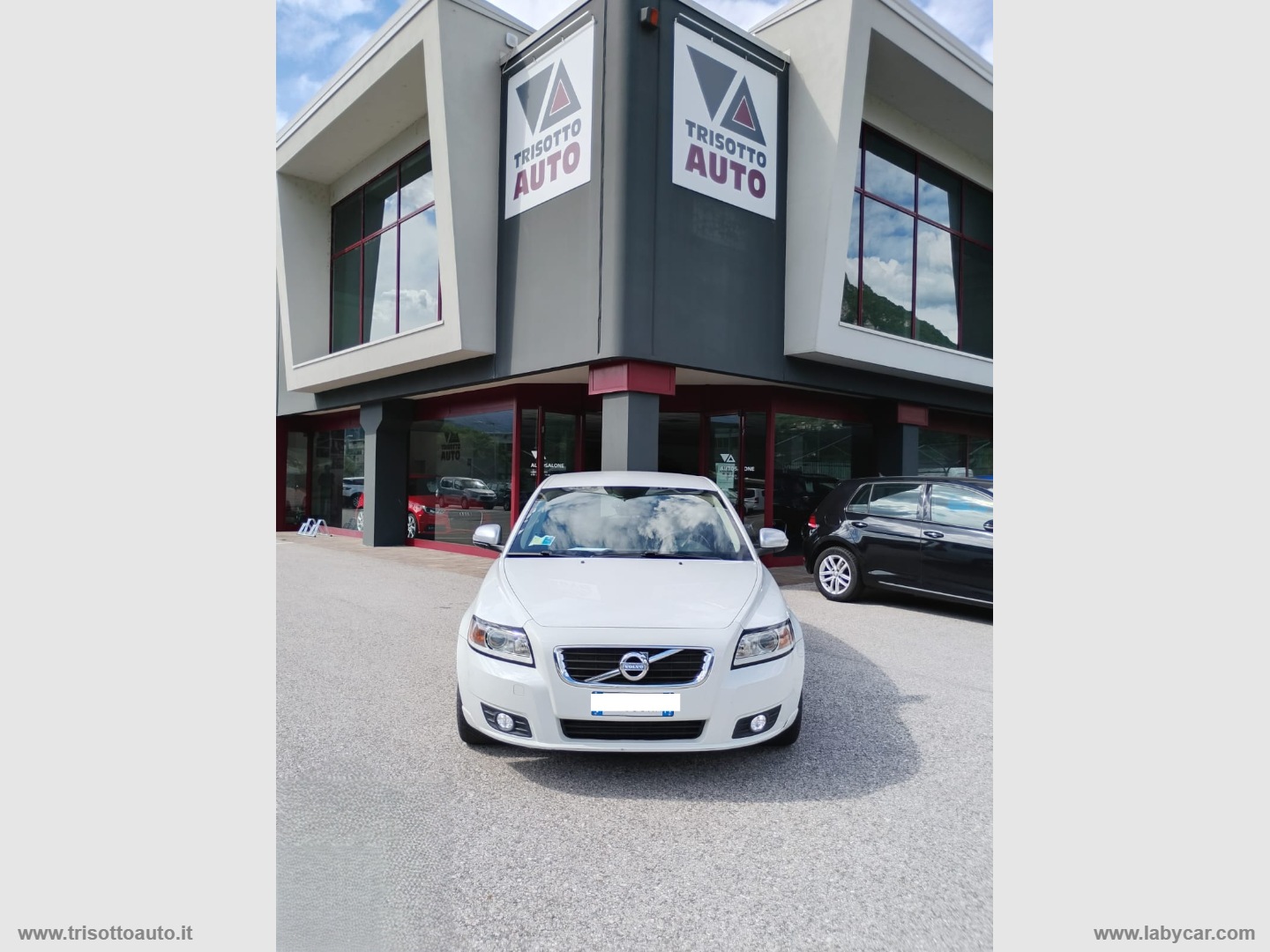 VOLVO V50