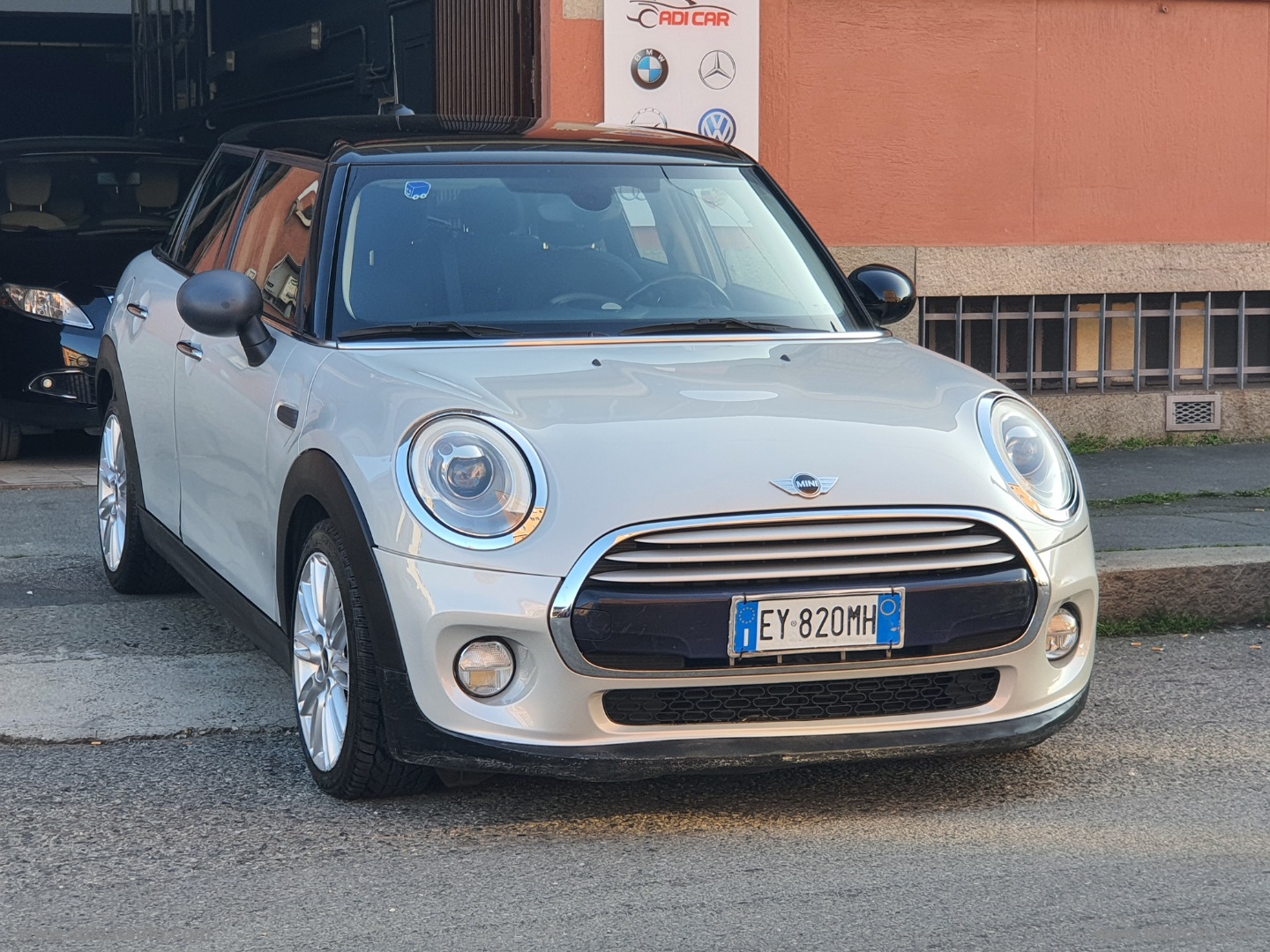 Mini Cooper D 5 porte                                                        
