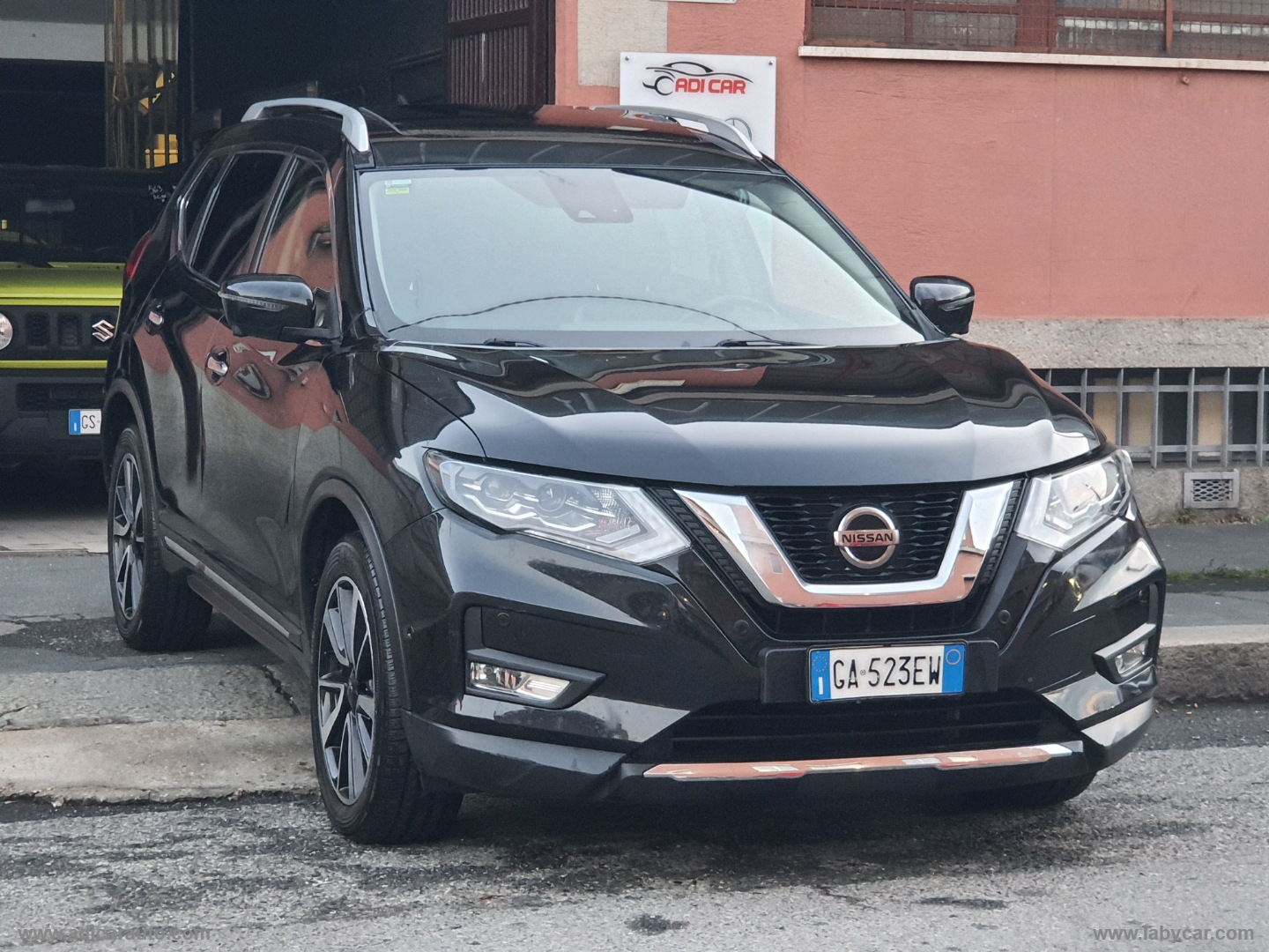NISSAN X-Trail