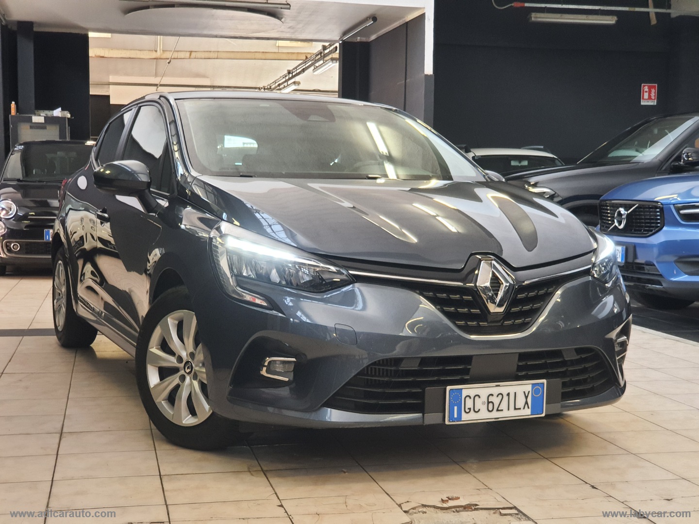 RENAULT Clio