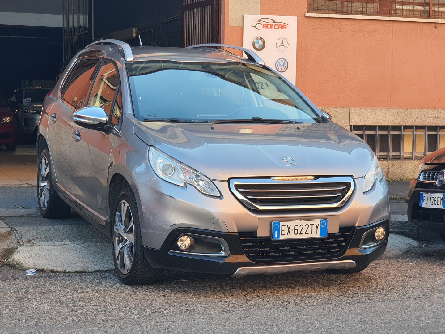 PEUGEOT 2008