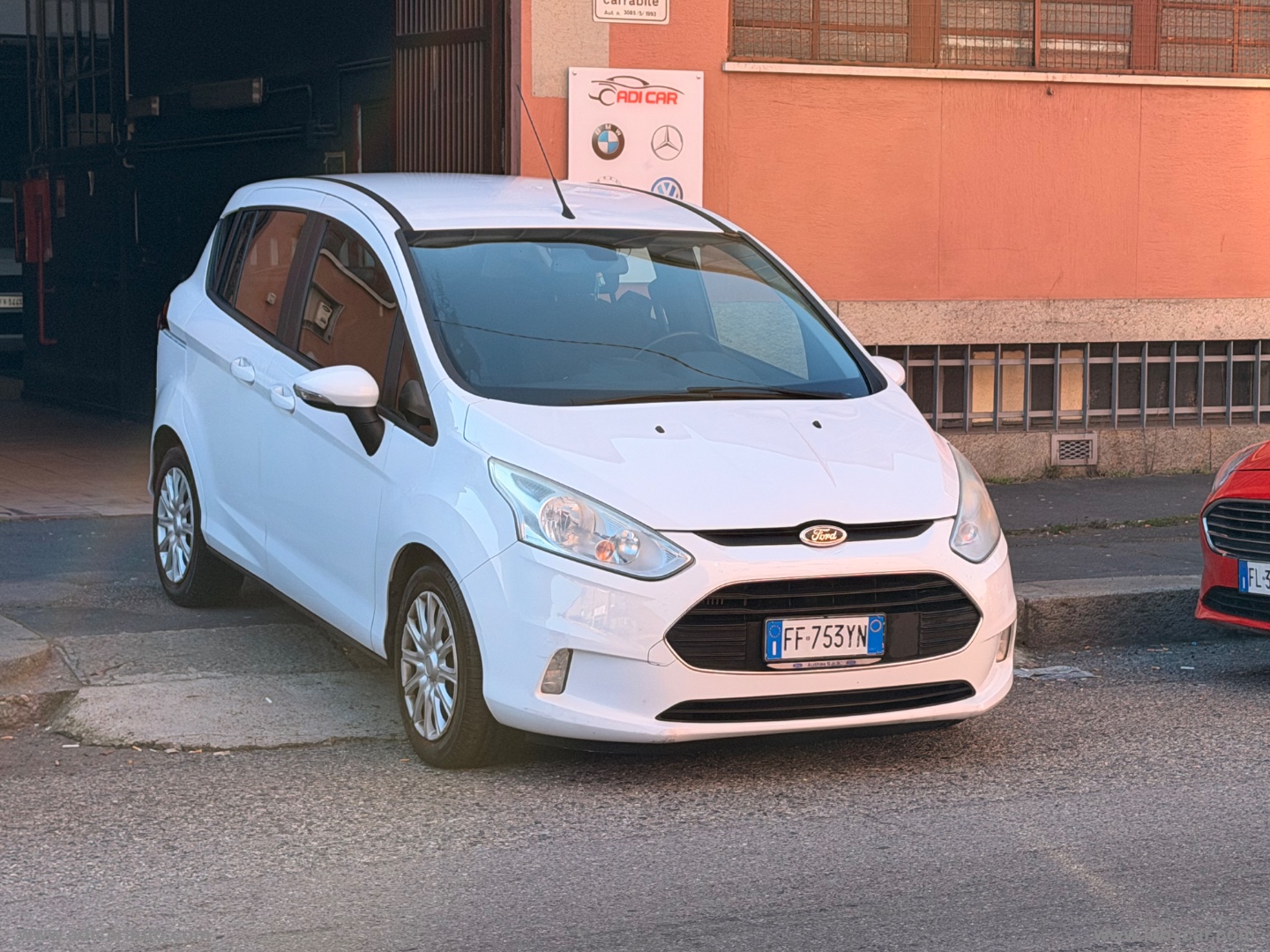 B-Max 1.5 TDCi 95 CV Titanium                                                        